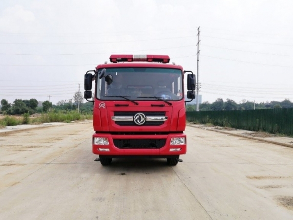 國六JDF5171GXFPM70-E6型泡沫消防車