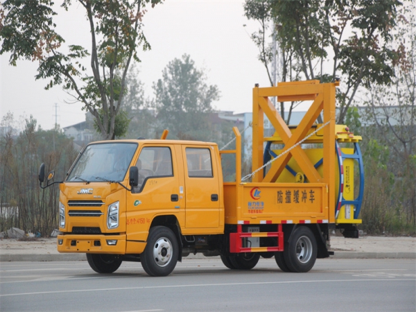 江鈴藍(lán)牌70K防撞車(chē)